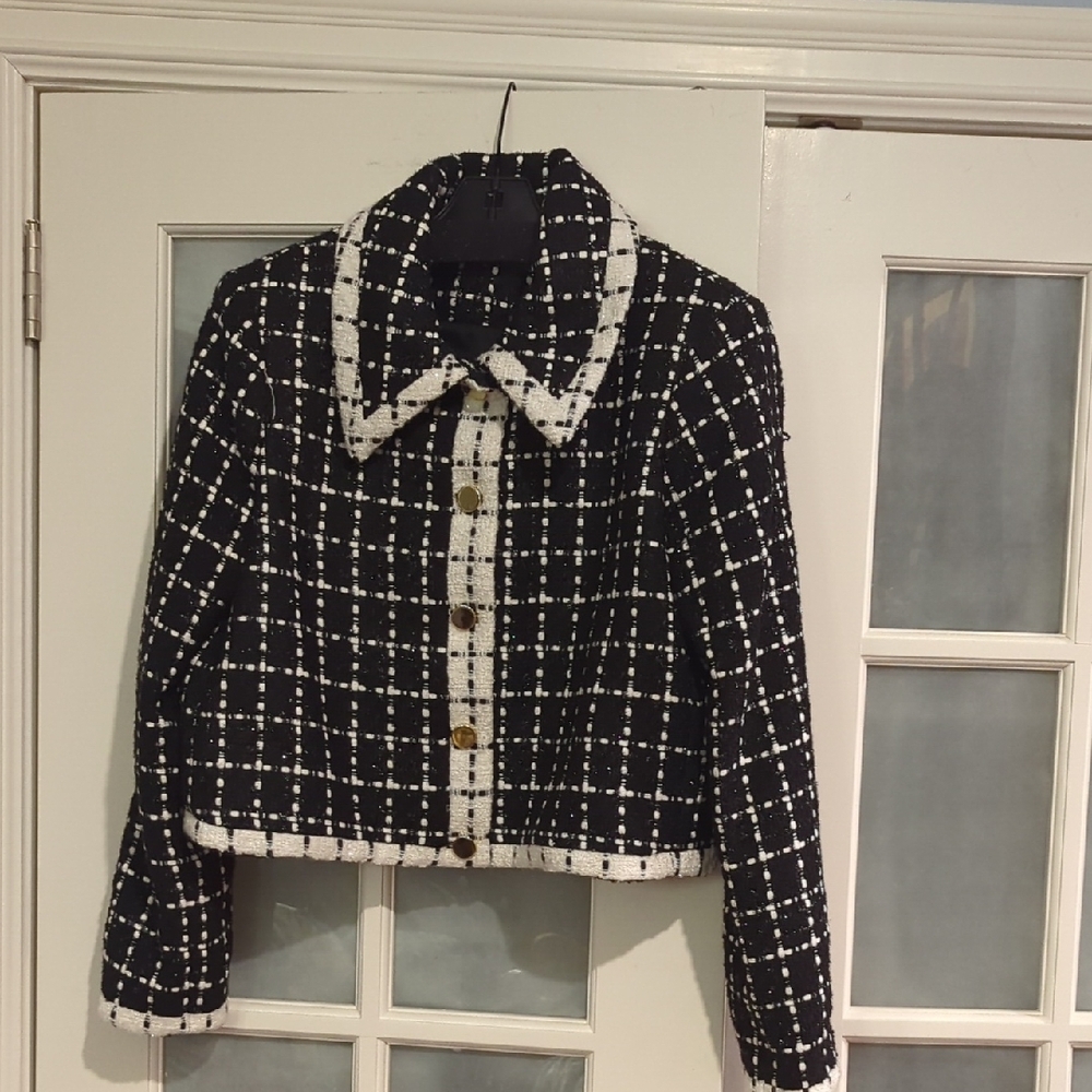 Stylish Black and White Women's Jacket